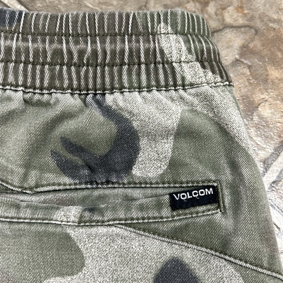 Volcom Joggers Camouflage YOUTH XL, 14 - Picture 6 of 10